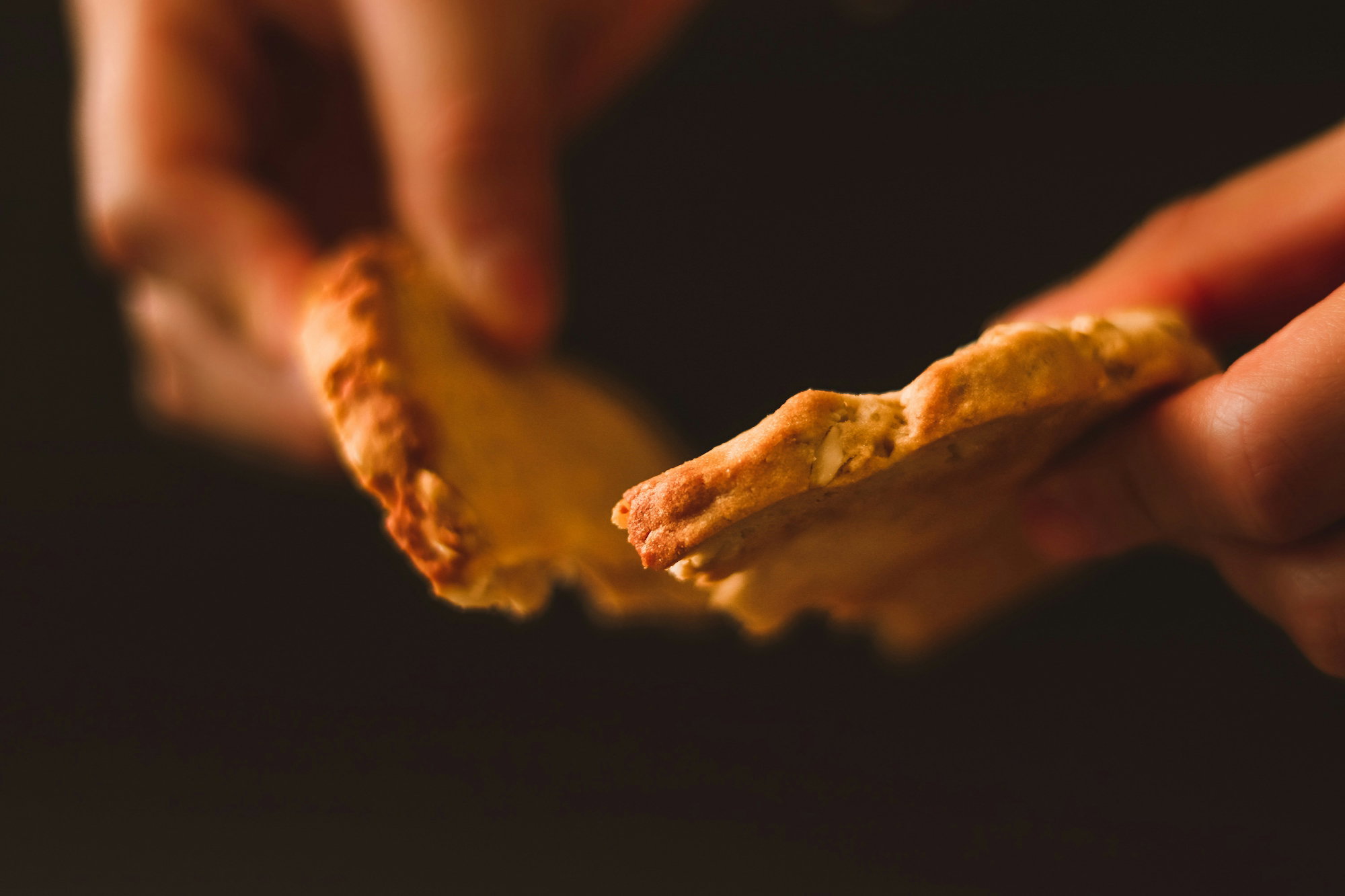 cracked-cookie.jpg cracked cookie